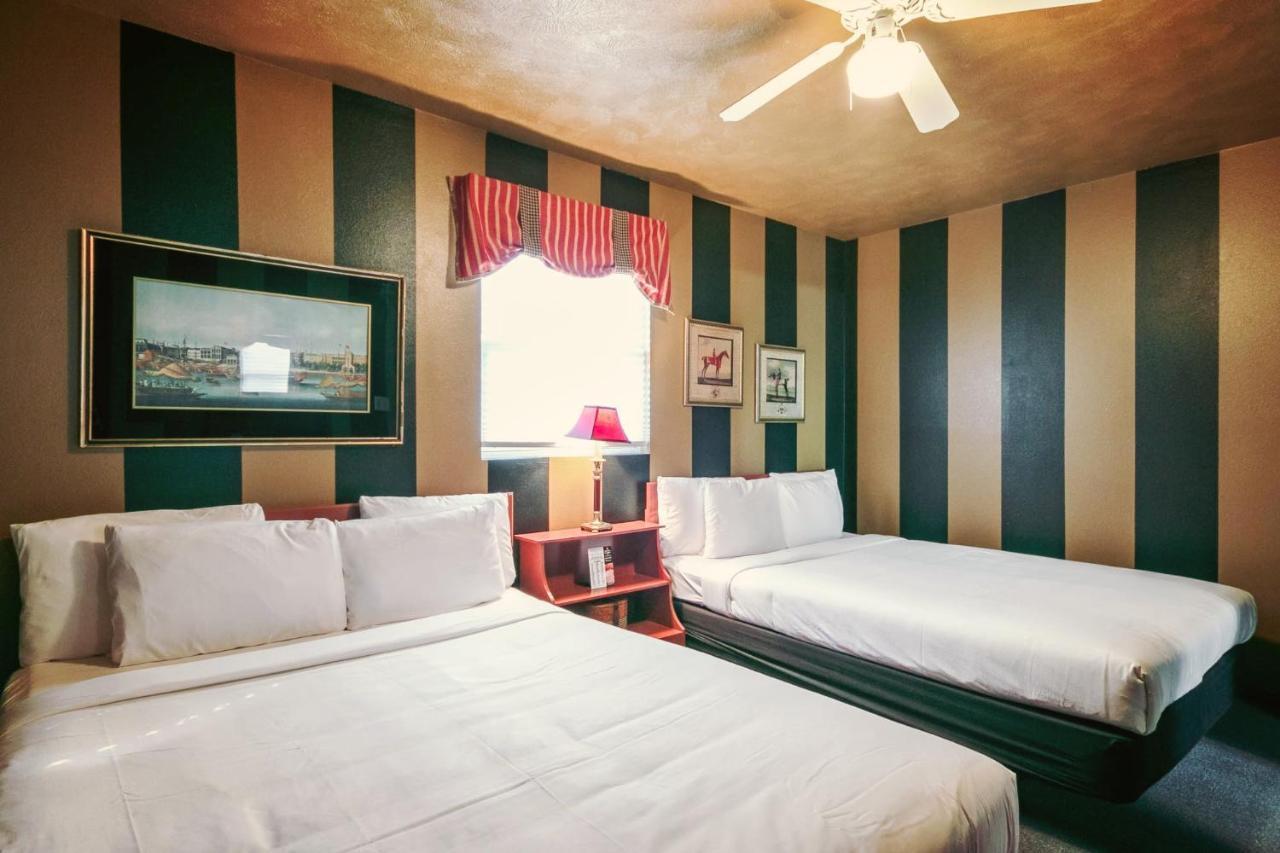 Simmer Motel Вамего Екстер'єр фото