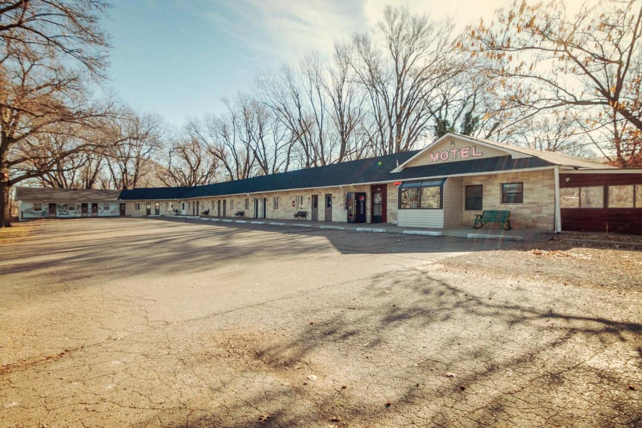 Simmer Motel Вамего Екстер'єр фото